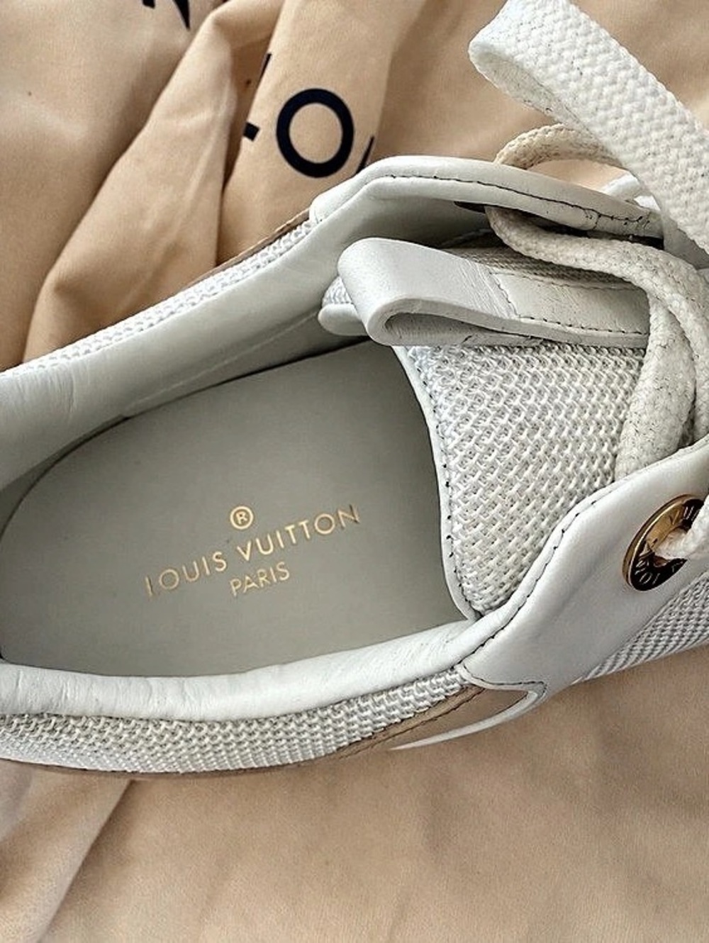 100% AUTHENTIC Louis Vuitton Run Away Sneaker in White & Brown - Picture 2 of 4